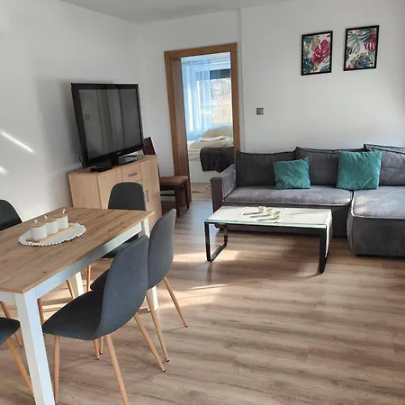 Lipowa 16-4b Apartment *